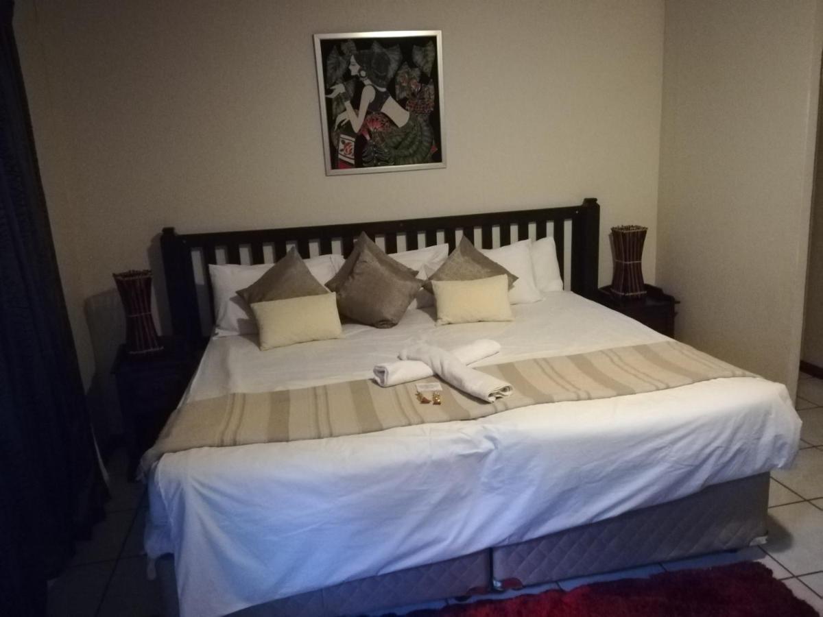 Sun Deck Lodge Hartbeespoort Εξωτερικό φωτογραφία