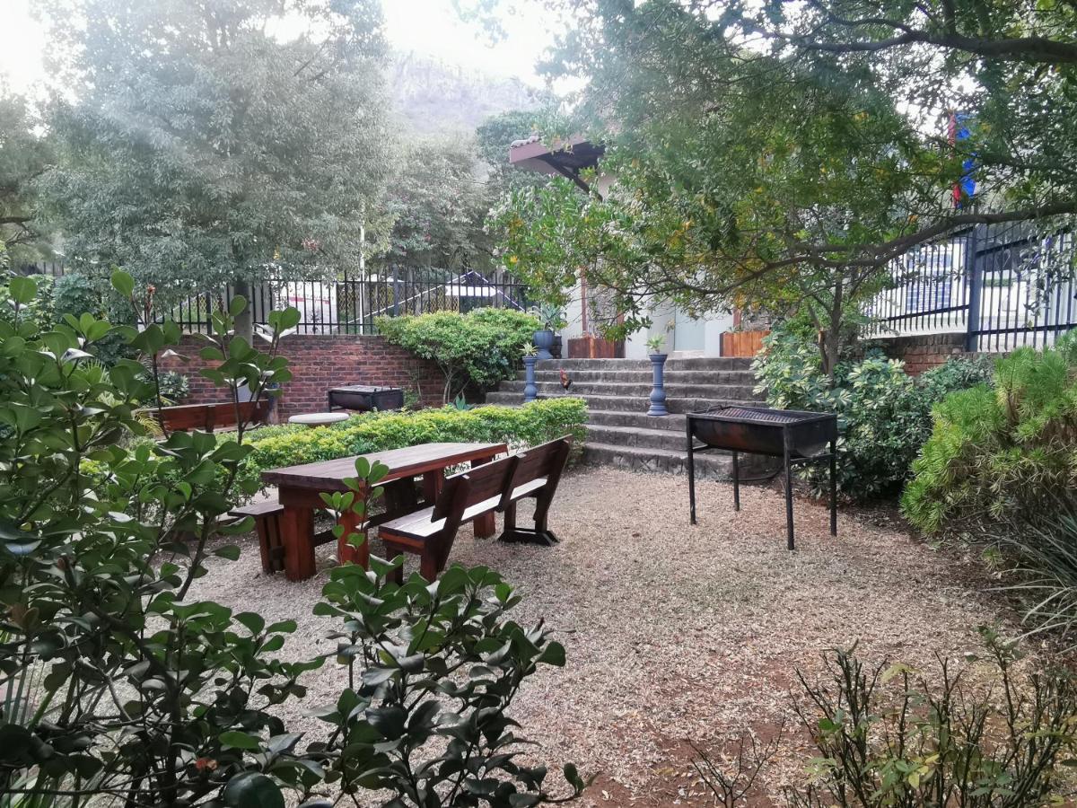 Sun Deck Lodge Hartbeespoort Εξωτερικό φωτογραφία