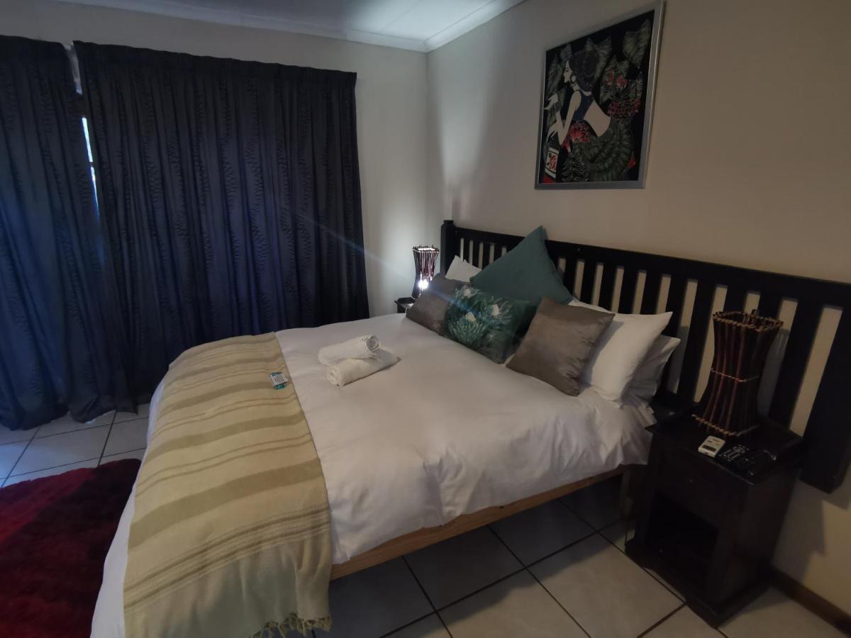 Sun Deck Lodge Hartbeespoort Εξωτερικό φωτογραφία