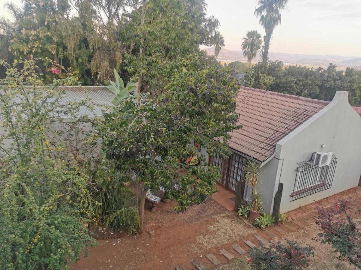 Sun Deck Lodge Hartbeespoort Εξωτερικό φωτογραφία