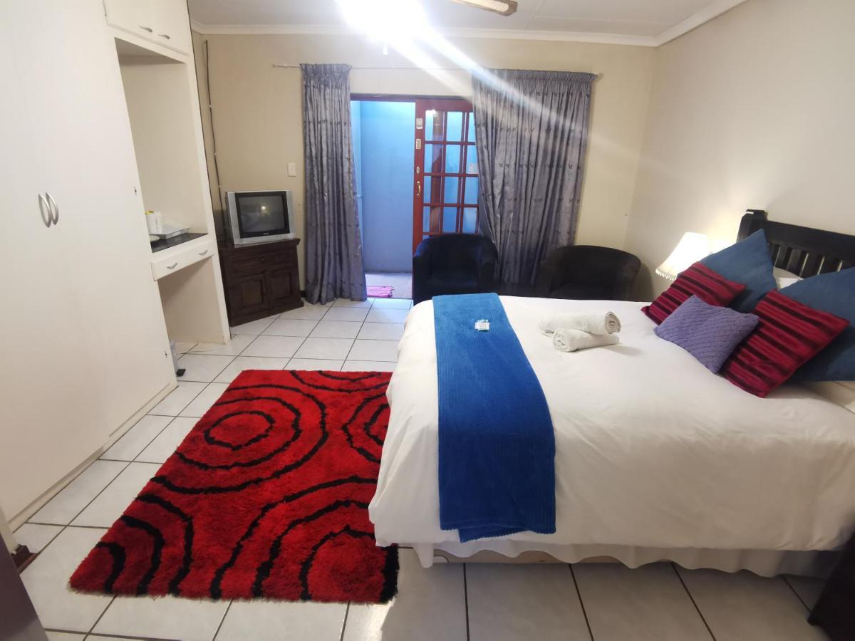 Sun Deck Lodge Hartbeespoort Εξωτερικό φωτογραφία