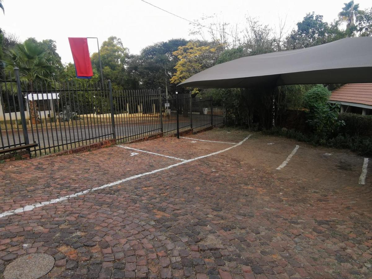 Sun Deck Lodge Hartbeespoort Εξωτερικό φωτογραφία