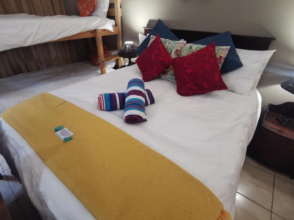 Sun Deck Lodge Hartbeespoort Εξωτερικό φωτογραφία
