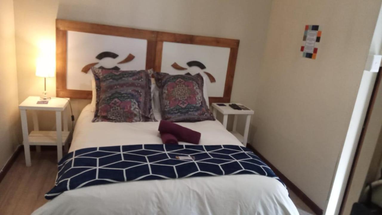 Sun Deck Lodge Hartbeespoort Εξωτερικό φωτογραφία
